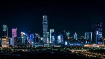 夜幕下的北京：繁華與喧囂并存