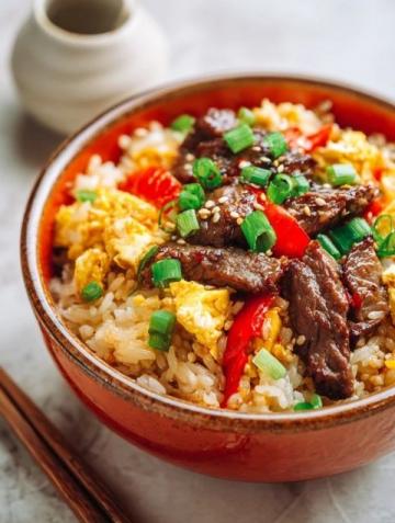春夏必備!菠蘿拌牛肉食譜:酸甜鮮香,簡單易做營養滿分