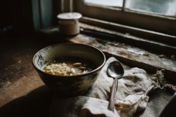 家常海帶豬蹄湯，滋補養生兩不誤