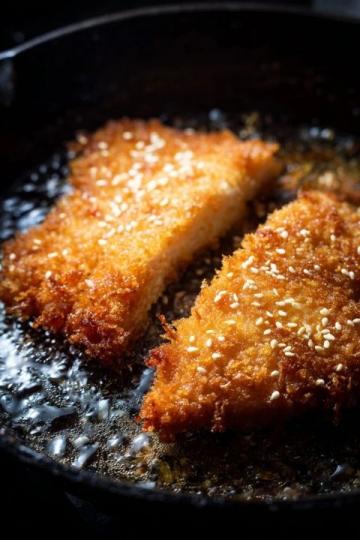 在家自制酥脆無骨炸雞：步驟詳盡，味蕾盛宴，不輸餐廳品質