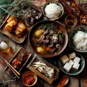 新疆吐魯番最有名的6大地方美食(新疆吐魯番的美食)