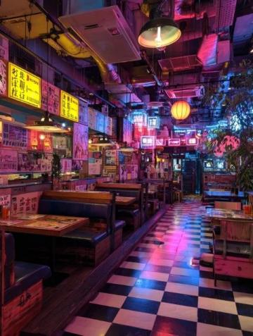 酷車潮玩美式餐廳，一家開在鳥巢旁邊的汽車主題餐廳，是家挺新的店，開業不到一年
