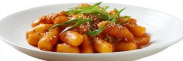 昆明市場迎來平價雞樅替代品:雞油菌和紅菇上市口感佳價格親民