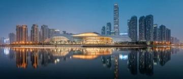 今晚深圳自駕前往廣東惠州夜游西湖，美景盡收眼底！