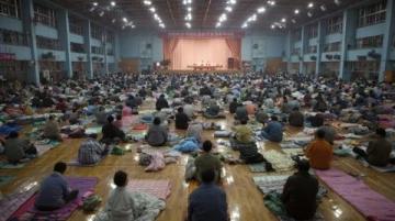 大連二十五中陪餐活動：舌尖上的溫暖與守護