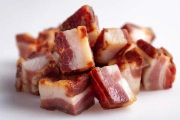 如何制作美味干鍋臘肉香干？詳細步驟分享