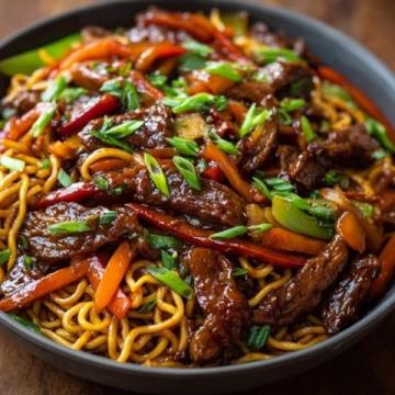 家庭版小炒肉做法分享及關鍵技巧詳解