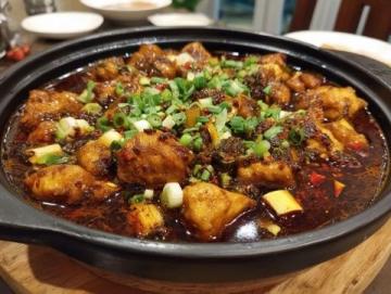 川菜經典口水雞，麻辣鮮香嫩滑爽口不容錯過