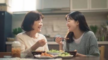 豆腐新吃法：打入2個雞蛋，鮮香滑嫩，營養又飽腹，大人小孩都愛吃