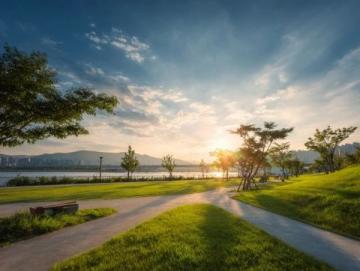 南寧紅豆濱江公園江邊免費(fèi)露營(yíng)體驗(yàn)推薦