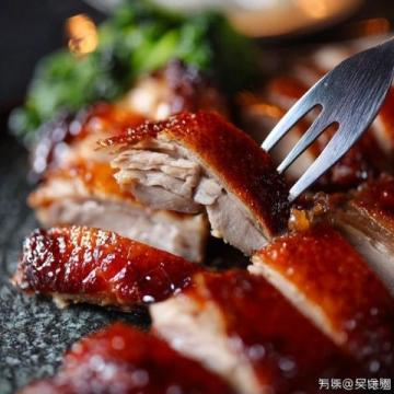梅菜扣肉秘籍：家常美味制作指南，蒸出幸福滋味！