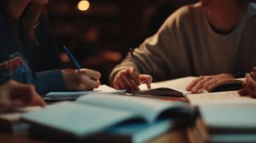 英語專業四級備考攻略及最新延考通知解讀