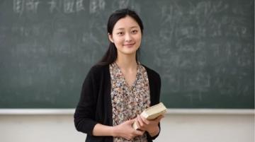 北大師資風采:課堂上的知識傳遞者