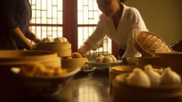 桂西美食探索記:桂林米粉與特色小吃之旅
