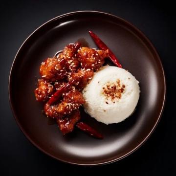 肥而不膩的老濟南把子肉配上米飯(一口就上癮!)