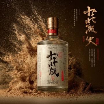 大賓老匠（醬父?jìng)鞒?0）是一款值得銘記的白酒