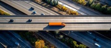 掌握美國高速公路繳費指南：避免收費路段、了解電子繳費系統及其使用方法