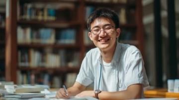 掌握關(guān)鍵脈絡(luò)：高中語文文學(xué)常識(shí)備考指南