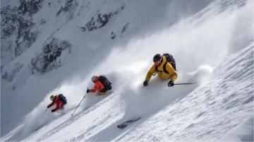金佛山雪場開放,暢享滑雪樂趣,冬日旅游勝地不容錯過!