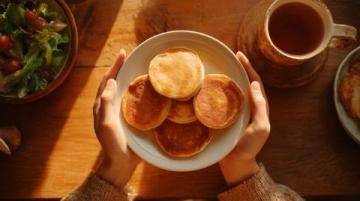 東北特產(chǎn)榆林鎮(zhèn)筋餅超薄彈牙現(xiàn)做現(xiàn)發(fā)在家也能吃上美味筋餅自由