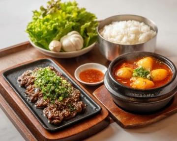 沈陽西塔朝鮮族美食推薦:烤肉、海鮮餅一應俱全