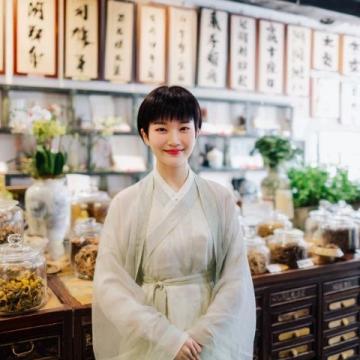 大味坊引領(lǐng)美食革新：上百種經(jīng)典美味征服市場(chǎng)