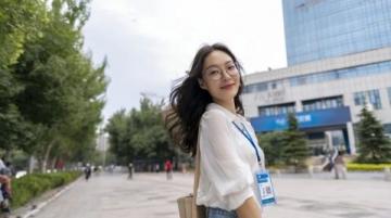 衡水女孩高考707分北大生變海軍戰(zhàn)士：青春在磨礪中閃光