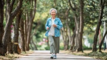 被忽視的五個延壽秘訣：真正的長壽之道隱藏在日常細節中