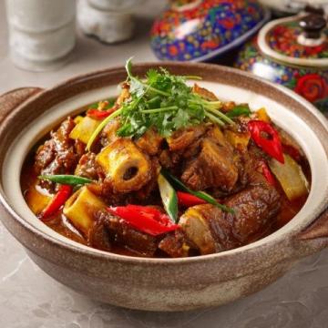 湖南特色美食：剁椒魚頭、臭豆腐與口味蝦的魅力之旅