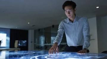 華為天才少年造"全能機(jī)器人"刷屏能騎車(chē)做飯還會(huì)當(dāng)管家