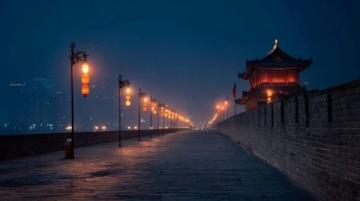 洛陽夜經濟爆火！穿越時空的狂歡和神仙般的美食