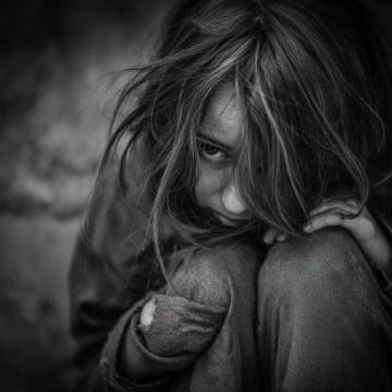原生家庭不好的人,為什么總被貧窮"困住"?這3個(gè)真相太扎心