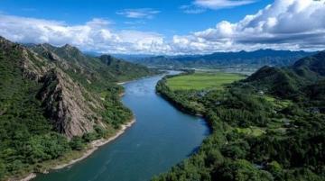 云南七日行:味蕾與美景交織的夢幻探險旅程