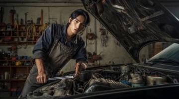 一日之計在于晨:拉薩汽修小哥的工作日