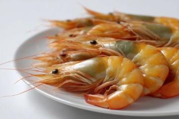 油爆蝦美食(油爆蝦的做法)