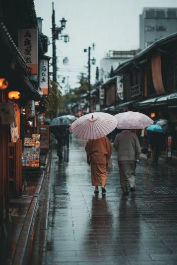 雨天五一假期室內游玩攻略:購物美食兩不誤