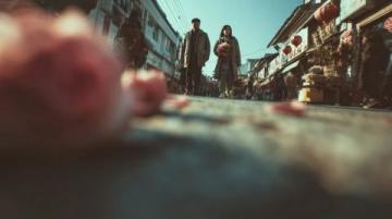 夜幕下的合興路：告別舊居后的溫暖回憶與新發現