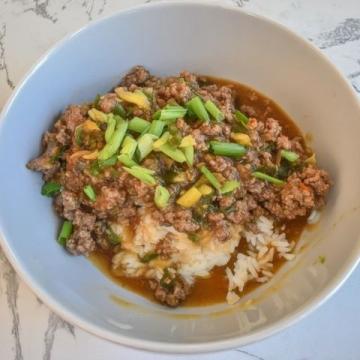 快手版臘腸土豆燜飯(簡單易做)