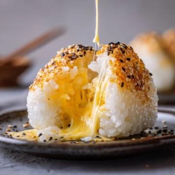 米飯對(duì)饅頭的口感挑戰(zhàn)：科學(xué)解析主食界的味蕾對(duì)決