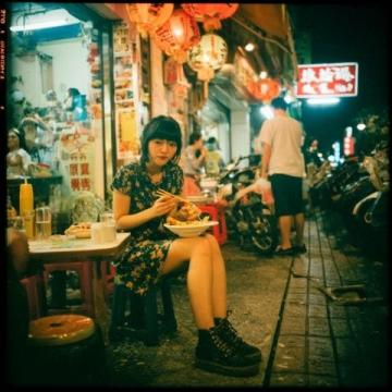 深夜里的珠村大排檔:CBD胃囊的溫暖救贖 Station