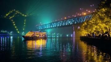 重慶魔幻之旅：經典地標與文化探秘全攻略