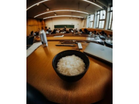 在快節奏高壓時代，大學角色超越傳統知識殿堂