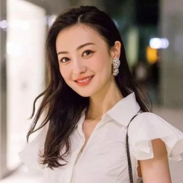 盤(pán)點(diǎn)戀綜里的美女嘉賓:孫若言艷壓群芳,她卻被譽(yù)為史上最美