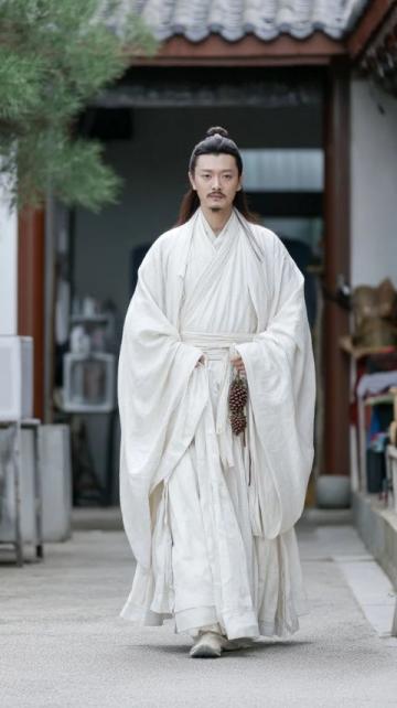 盤(pán)點(diǎn)戀綜里的美女嘉賓:孫若言艷壓群芳,她卻被譽(yù)為史上最美