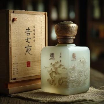 秋季必備:川貝蒸梨滋陰潤肺,止咳養顏食譜