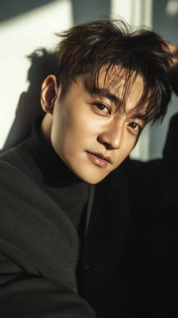 2025年4月14日，韓國男團EXO成員金鐘大（CHEN）正式入駐抖音