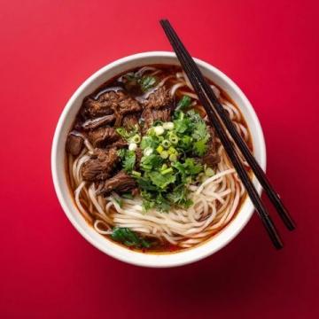 敦煌美食探秘:牛肉拉面與夜市小吃之旅